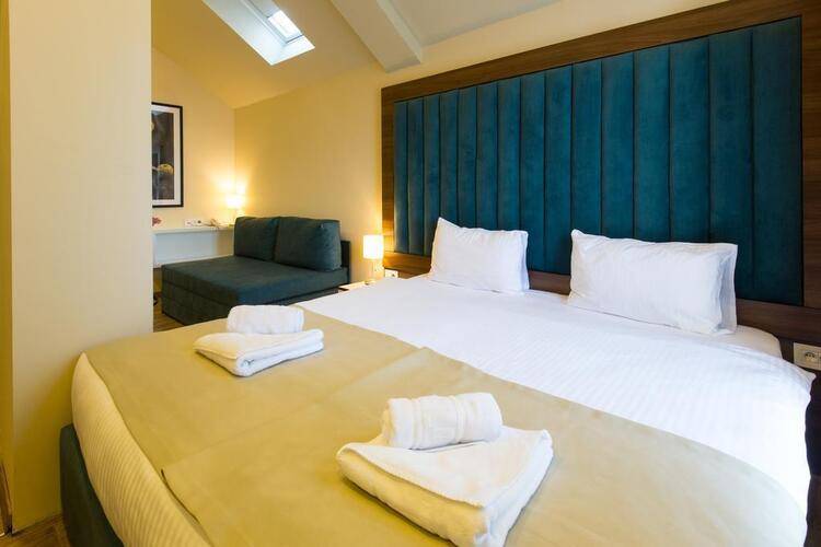 Marquise Hotel