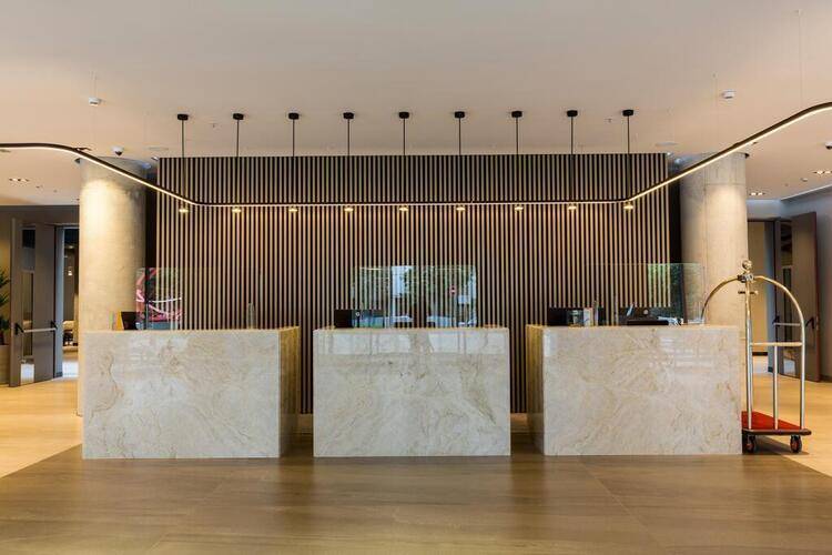 Hotel Mona Plaza