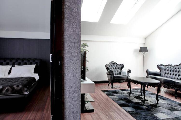 Nova City Hotel Signature Collection