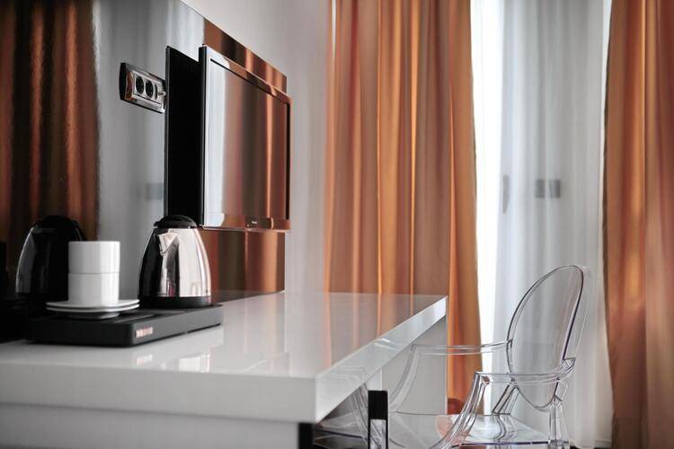 Nova City Hotel Signature Collection
