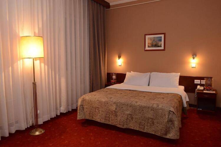 Palace Hotel