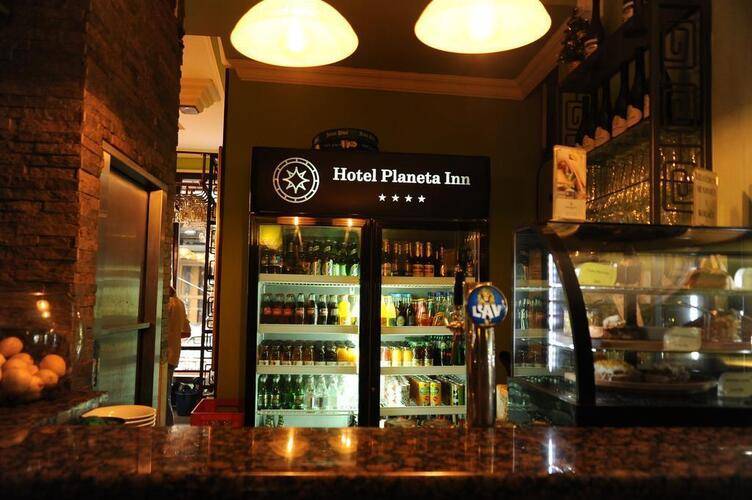 Planeta Inn