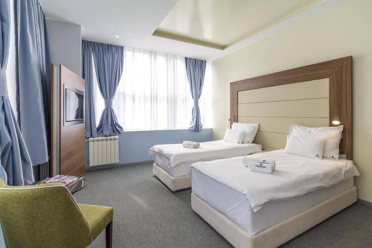 Privilege Suites By Central Park