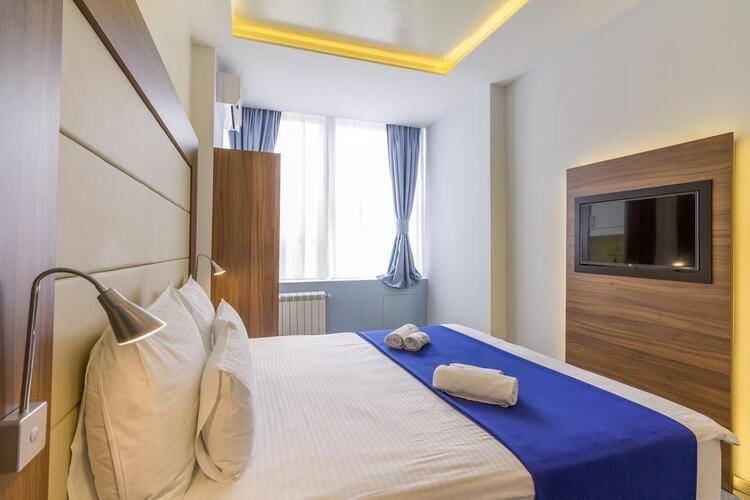 Privilege Suites By Central Park