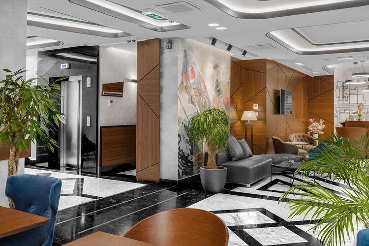 Sky Hotel