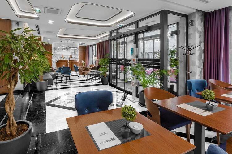 Sky Hotel