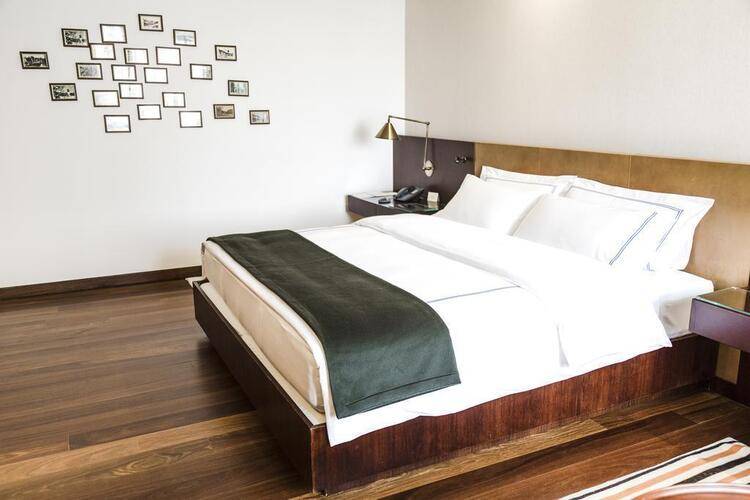 Square Nine Hotel Belgrade