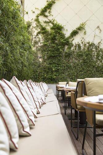 Square Nine Hotel Belgrade