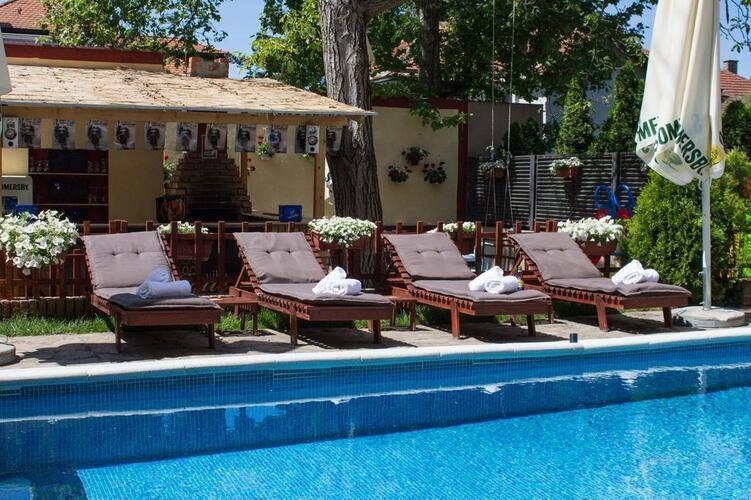 Villa Mystique
