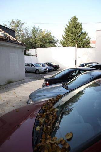 Garni Hotel Vozarev