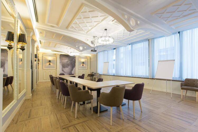 Xenon Hotel