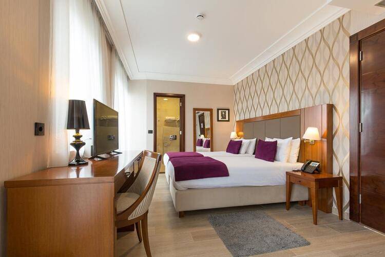 Xenon Hotel