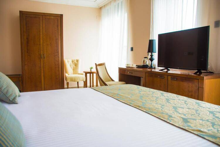 Xenon Hotel