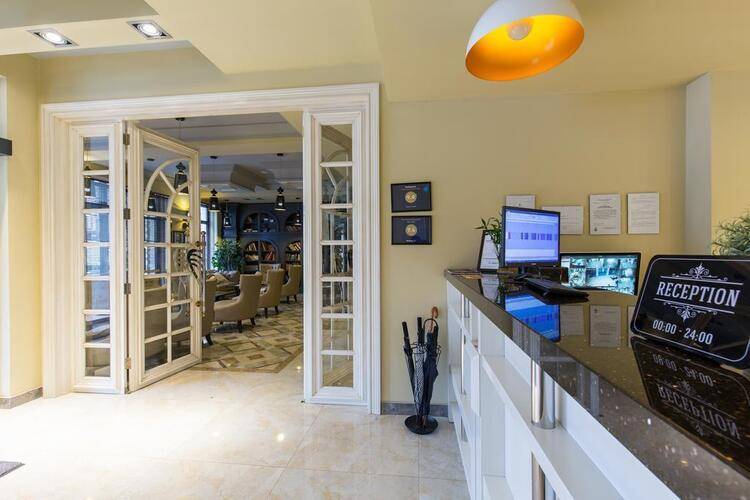 Xenon Hotel
