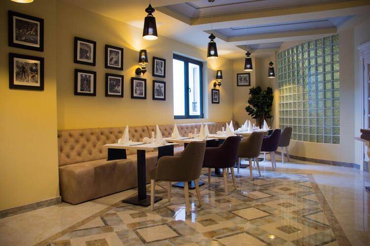 Xenon Hotel