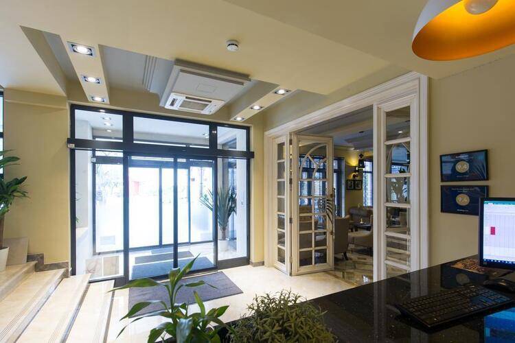 Xenon Hotel