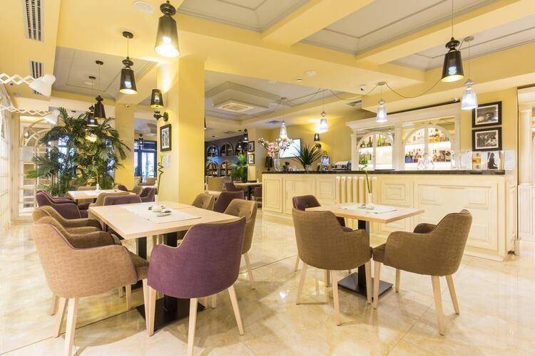 Xenon Hotel