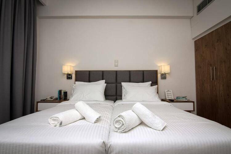 Green Hill Hotel