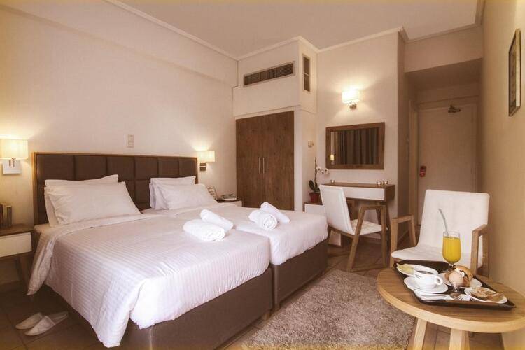 Green Hill Hotel