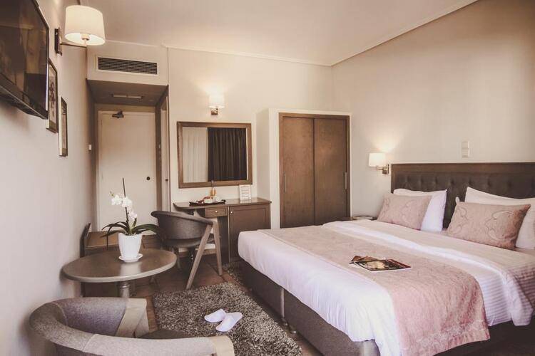 Green Hill Hotel