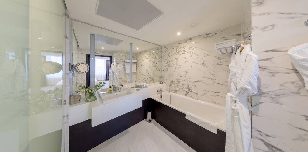 Отель Crowne Plaza Уфа-Конгресс
