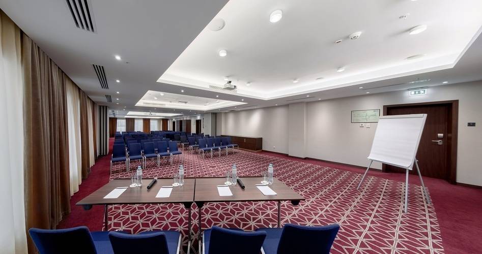 Отель Crowne Plaza Уфа-Конгресс