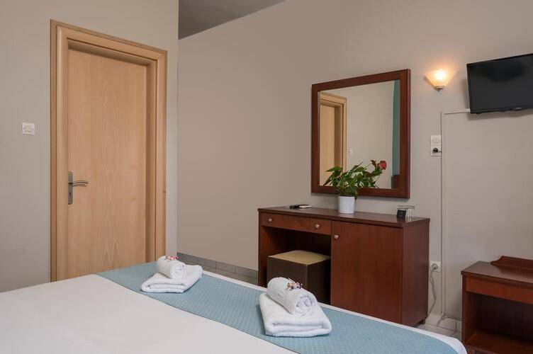 Hermes Hotel