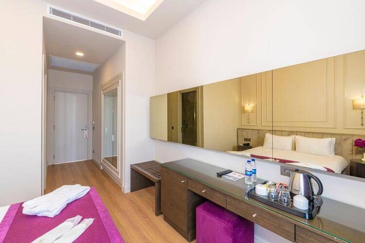 Beyaz Saray Hotel