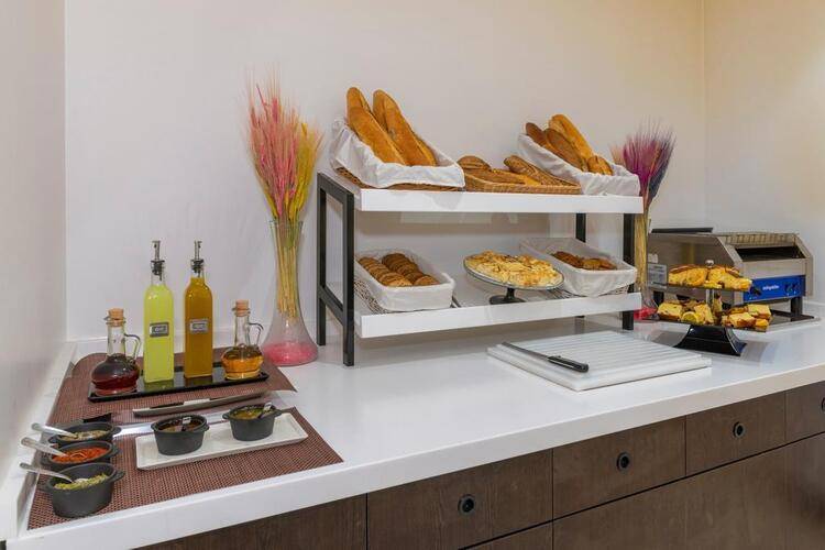Beyaz Saray Hotel