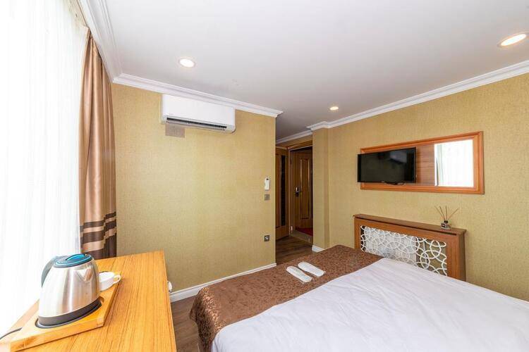 Golden Sand Hotel
