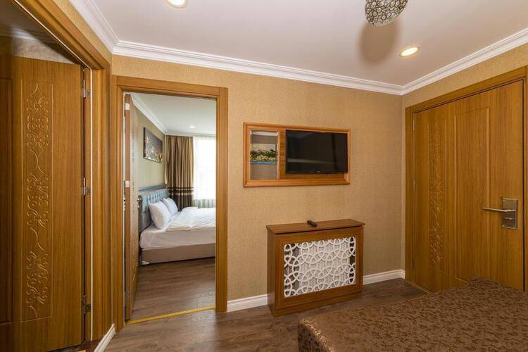 Golden Sand Hotel