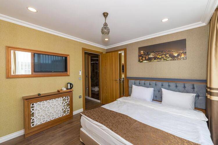 Golden Sand Hotel