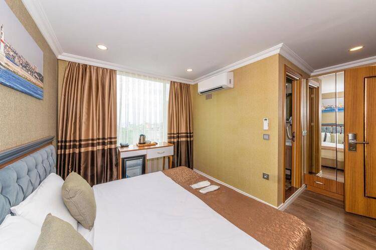 Golden Sand Hotel