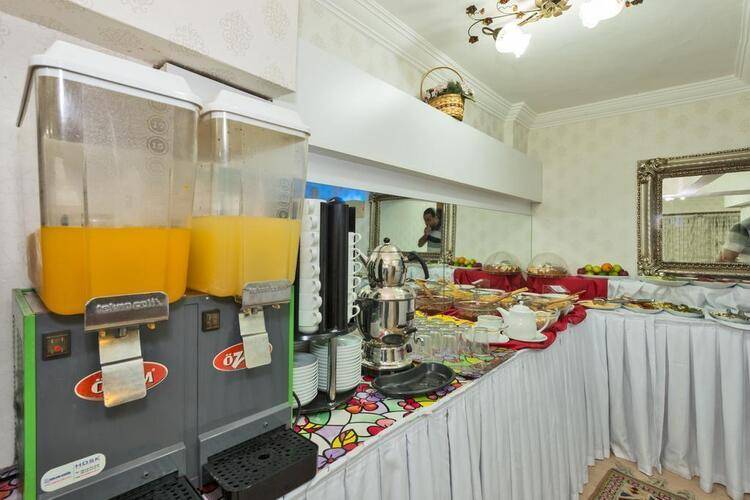 Le Safran Palace Hotel