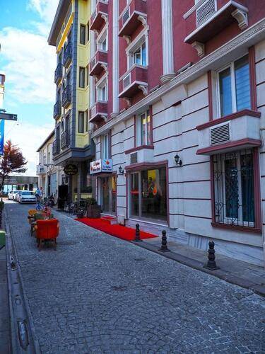 Le Safran Palace Hotel