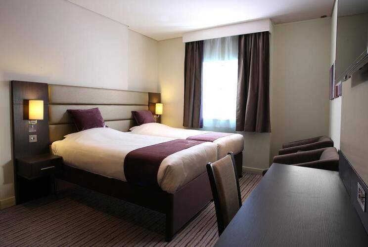 Premier Inn Dubai Ibn Battuta Mall