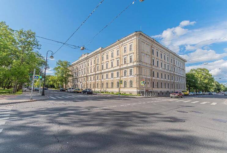 Отель Кварталъ