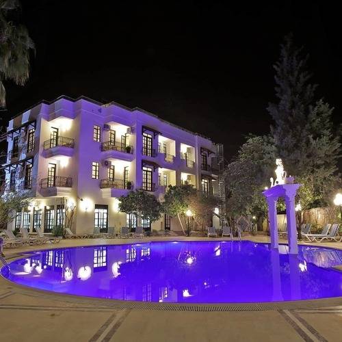 Green Valley Boutique Hotel