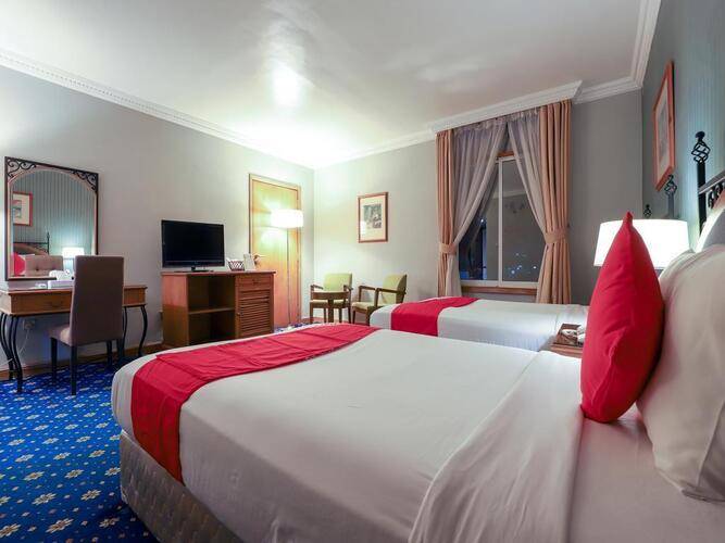 Oyo 328 City Plaza Hotel