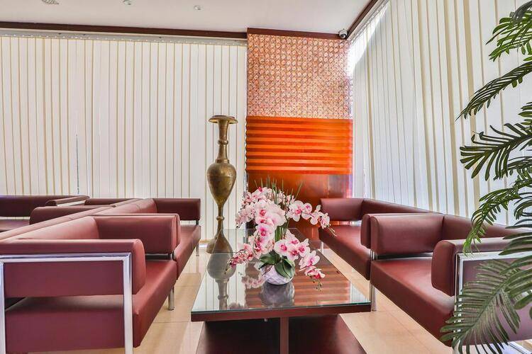 Oyo 427 Grand Pj Hotel