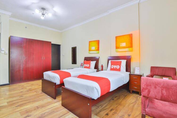 Oyo 427 Grand Pj Hotel