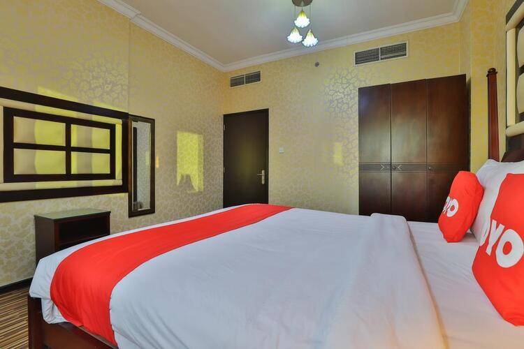 Oyo 427 Grand Pj Hotel