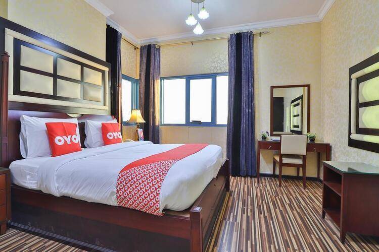 Oyo 427 Grand Pj Hotel