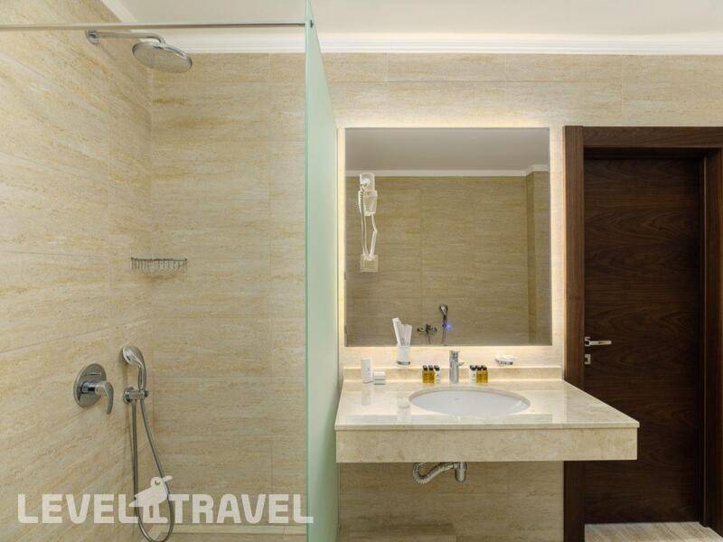 Фотография Movenpick Resort & Spa Anapa Miracleon ( Ex. Great Eight Ultra All Inclusive & Spa Hotel)