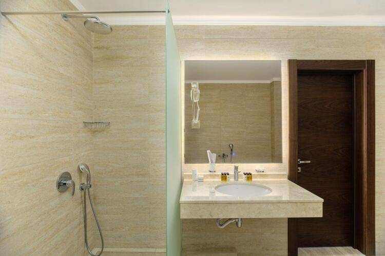Movenpick Resort & Spa Anapa Miracleon ( Ex. Great Eight Ultra All Inclusive & Spa Hotel)