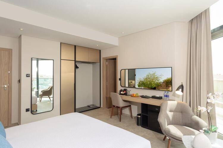 Beach Walk Hotel
