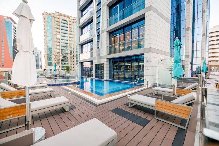 Edge Creekside Hotel