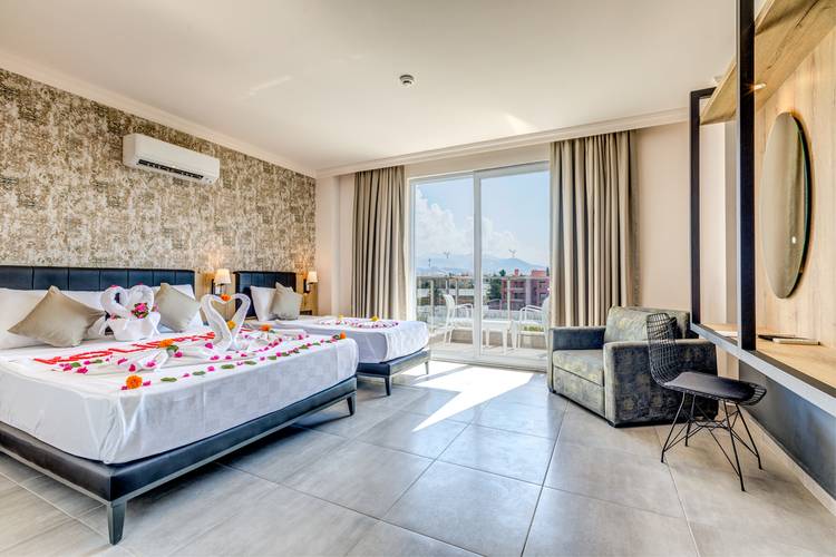 Grand Kolibri Prestige Hotel