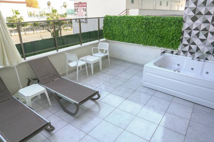 Grand Kolibri Prestige Hotel