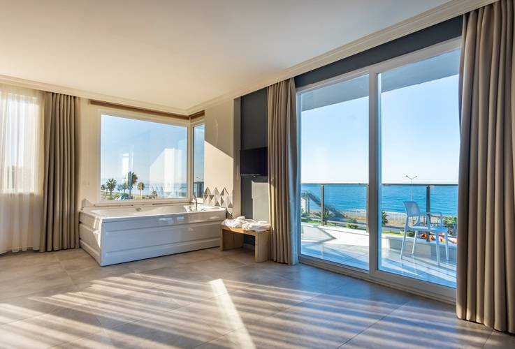 Grand Kolibri Prestige Hotel
